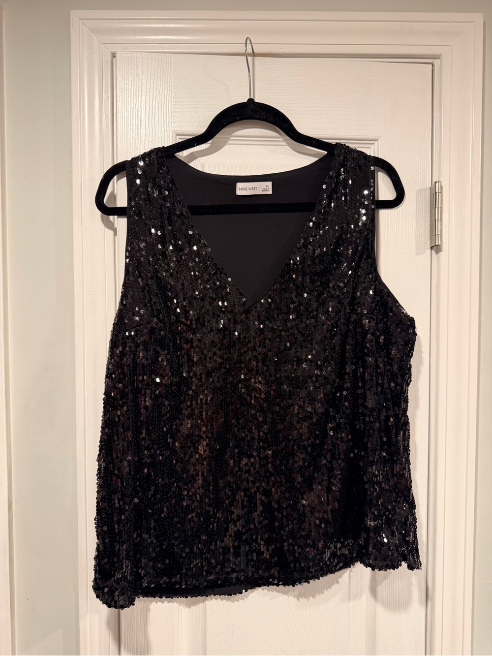 NWOT Nine West Size PL Black Sequin Tank Top Sleeveless V Neck Party Evening